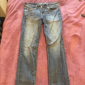 American eagle straight leg leans great condition
